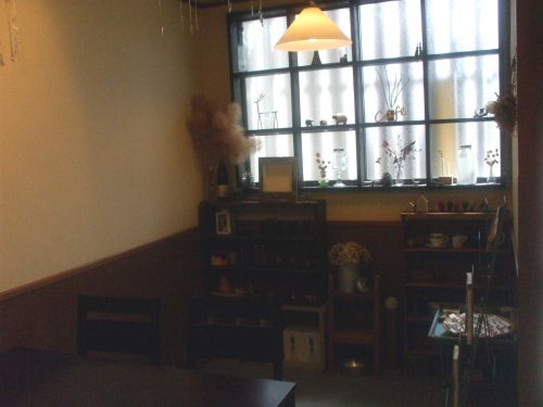 CafeTsuMuGi店内写真です。